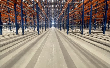 22.000 m2 Super vlakke vloer XPO Oirschot
